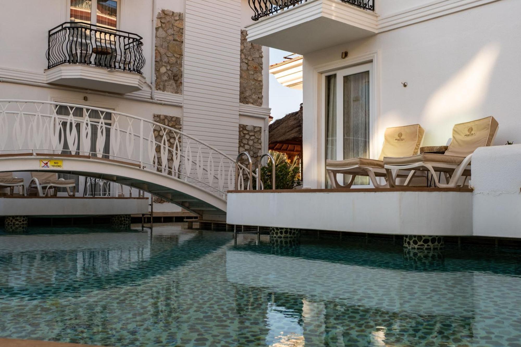 Pinehill Hotel & Suites Олудениз Екстериор снимка